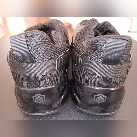 Black Athletic Men's Shoes Size 4 Unisex Womens 5.5 New - Picture 5 of 8